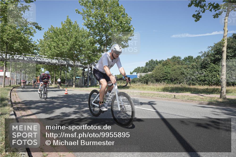09.08.2026 - GEWOBA Citytriathlon Bremen Michael Burmester http://msf.ph/oto/9955895 09.08.2026 12:28:52 Radfahren 556, 619, 652, 658, 691, 703, 764, 795, 843, 878, 969 meine-sportfotos.de