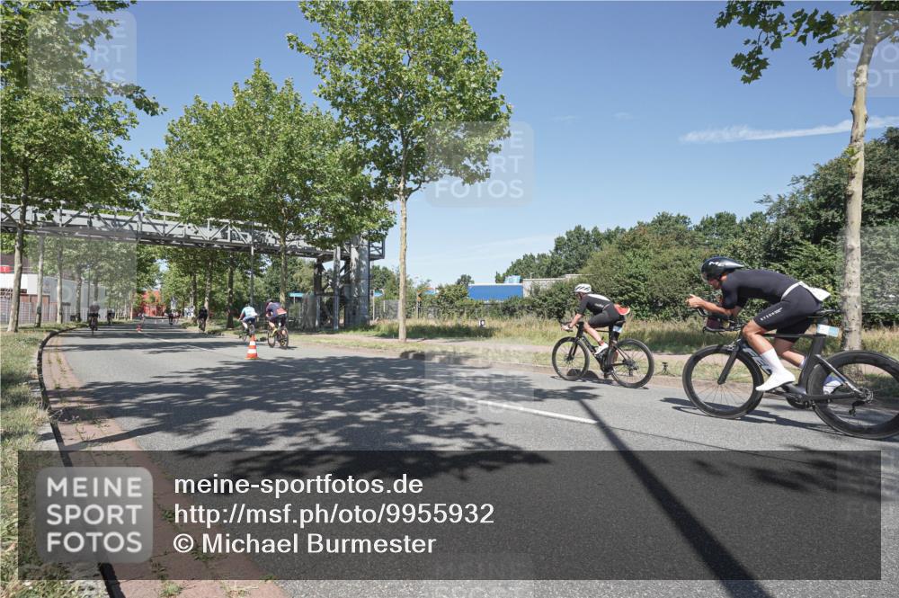 09.08.2026 - GEWOBA Citytriathlon Bremen Michael Burmester http://msf.ph/oto/9955932 09.08.2026 12:29:46 Radfahren 616, 618, 641, 642, 697, 825, 964, 999, 1011 meine-sportfotos.de