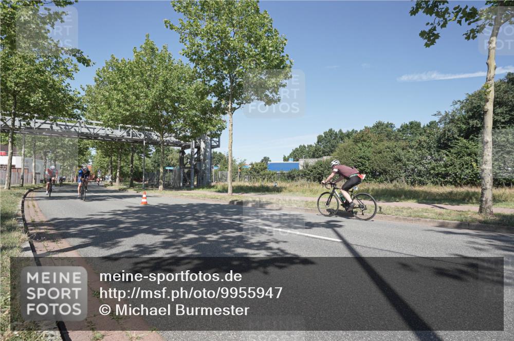 09.08.2026 - GEWOBA Citytriathlon Bremen Michael Burmester http://msf.ph/oto/9955947 09.08.2026 12:30:14 Radfahren 591, 677, 747, 1004, 1128 meine-sportfotos.de