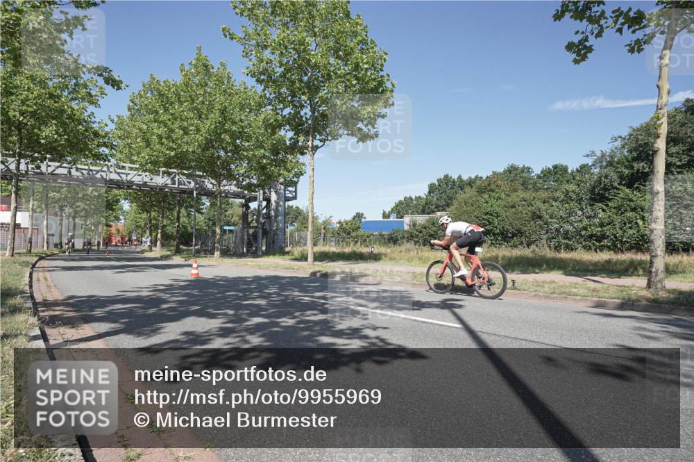 09.08.2026 - GEWOBA Citytriathlon Bremen Michael Burmester http://msf.ph/oto/9955969 09.08.2026 12:30:43 Radfahren 544, 662, 794, 946, 959, 993, 1019, 1117 meine-sportfotos.de