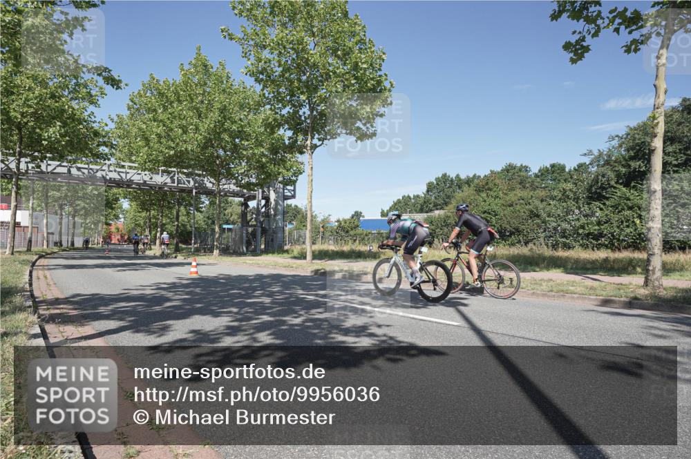 09.08.2026 - GEWOBA Citytriathlon Bremen Michael Burmester http://msf.ph/oto/9956036 09.08.2026 12:32:51 Radfahren 636, 875, 921, 983, 1137 meine-sportfotos.de