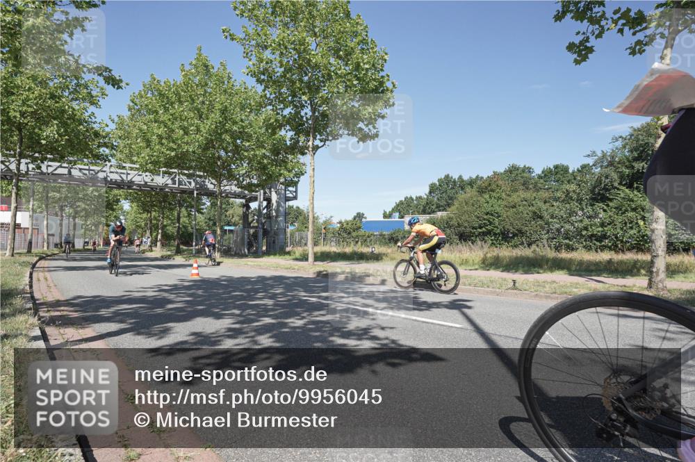09.08.2026 - GEWOBA Citytriathlon Bremen Michael Burmester http://msf.ph/oto/9956045 09.08.2026 12:33:18 Radfahren 730, 769, 879, 930, 1006 meine-sportfotos.de