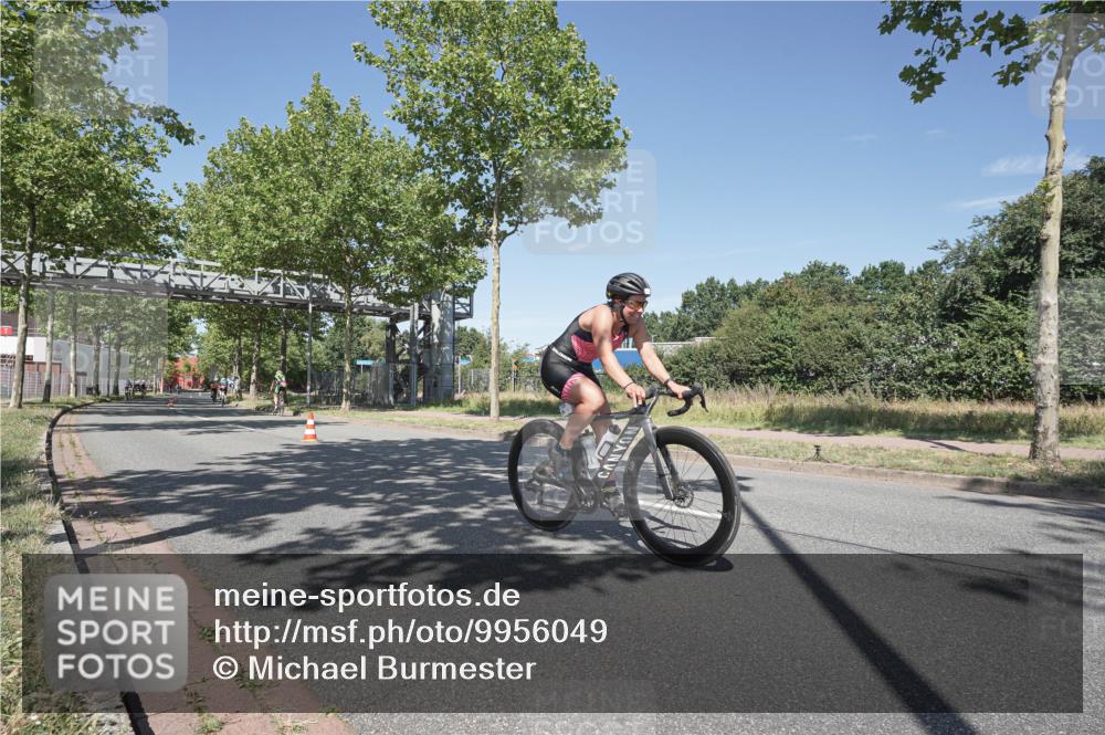 09.08.2026 - GEWOBA Citytriathlon Bremen Michael Burmester http://msf.ph/oto/9956049 09.08.2026 12:33:23 Radfahren 730, 769, 879, 880, 1133 meine-sportfotos.de
