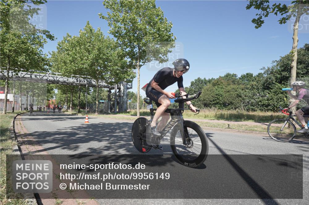 09.08.2026 - GEWOBA Citytriathlon Bremen Michael Burmester http://msf.ph/oto/9956149 09.08.2026 12:35:52 Radfahren 595, 758, 803, 814, 820, 869, 895, 918, 1009, 1155 meine-sportfotos.de