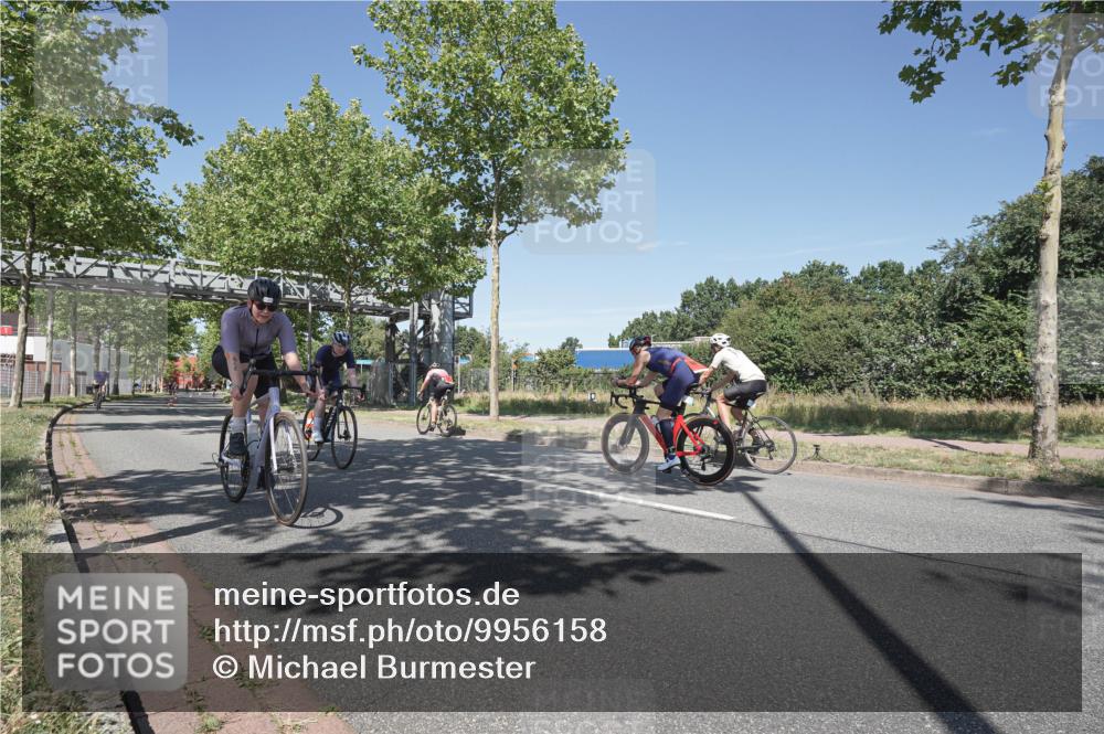 09.08.2026 - GEWOBA Citytriathlon Bremen Michael Burmester http://msf.ph/oto/9956158 09.08.2026 12:36:02 Radfahren 564, 565, 595, 737, 803, 820, 869, 901, 918, 981, 1009, 1155 meine-sportfotos.de