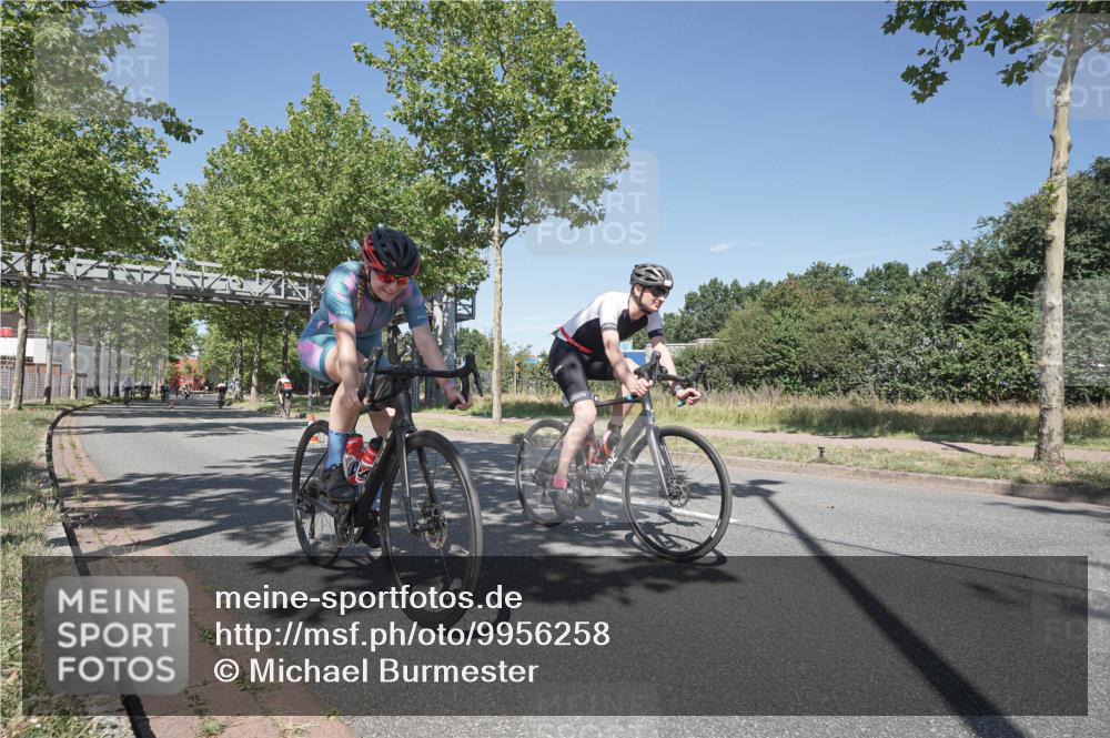 09.08.2026 - GEWOBA Citytriathlon Bremen Michael Burmester http://msf.ph/oto/9956258 09.08.2026 12:38:35 Radfahren 541, 570, 572, 577, 623, 637, 695, 838, 844, 912, 1111, 1156 meine-sportfotos.de