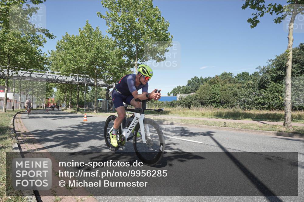 09.08.2026 - GEWOBA Citytriathlon Bremen Michael Burmester http://msf.ph/oto/9956285 09.08.2026 12:39:21 Radfahren 656, 664, 705, 783, 817, 931 meine-sportfotos.de