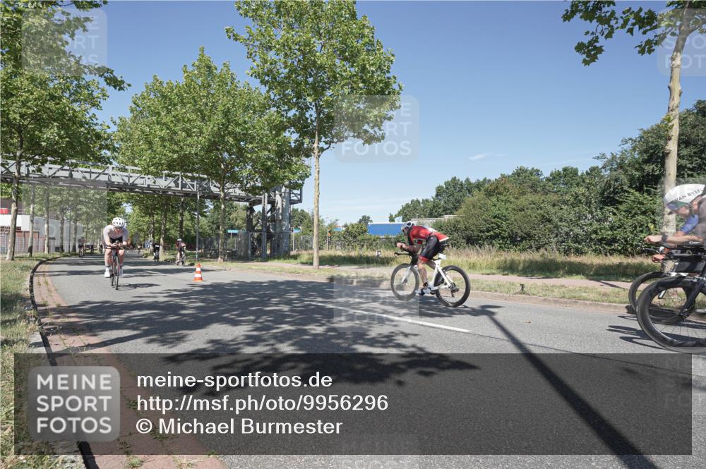 09.08.2026 - GEWOBA Citytriathlon Bremen Michael Burmester http://msf.ph/oto/9956296 09.08.2026 12:39:38 Radfahren 612, 656, 693, 783, 834, 840, 871, 896, 923, 998 meine-sportfotos.de