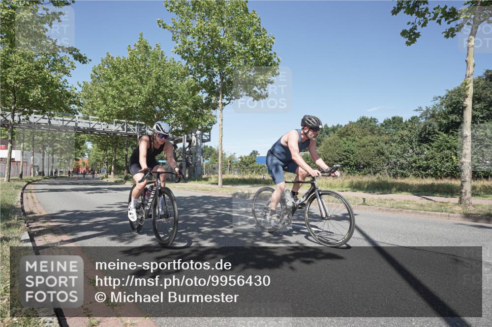 09.08.2026 - GEWOBA Citytriathlon Bremen Michael Burmester http://msf.ph/oto/9956430 09.08.2026 12:42:53 Radfahren 588, 681, 720, 785, 890, 942, 1104, 1140 meine-sportfotos.de