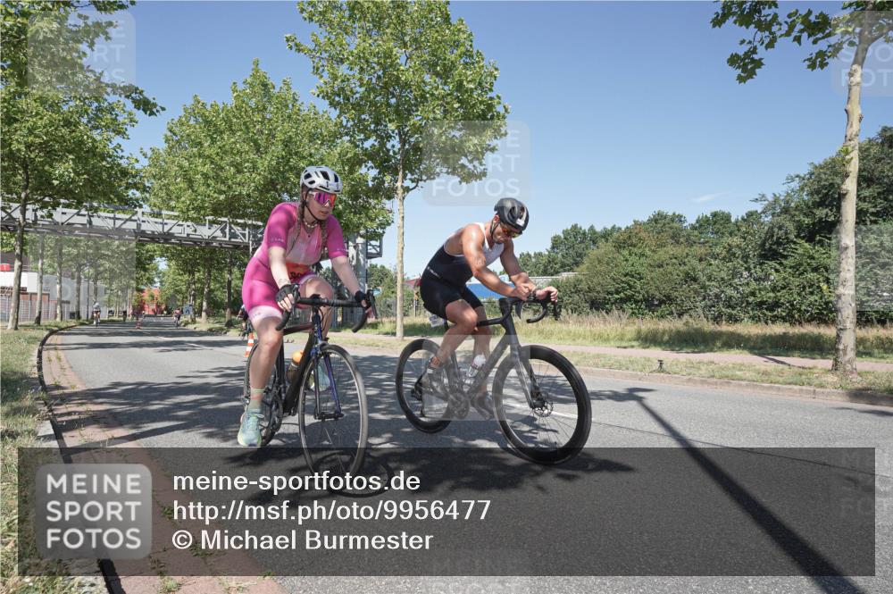 09.08.2026 - GEWOBA Citytriathlon Bremen Michael Burmester http://msf.ph/oto/9956477 09.08.2026 12:44:06 Radfahren 614, 660, 661, 891, 951, 974 meine-sportfotos.de