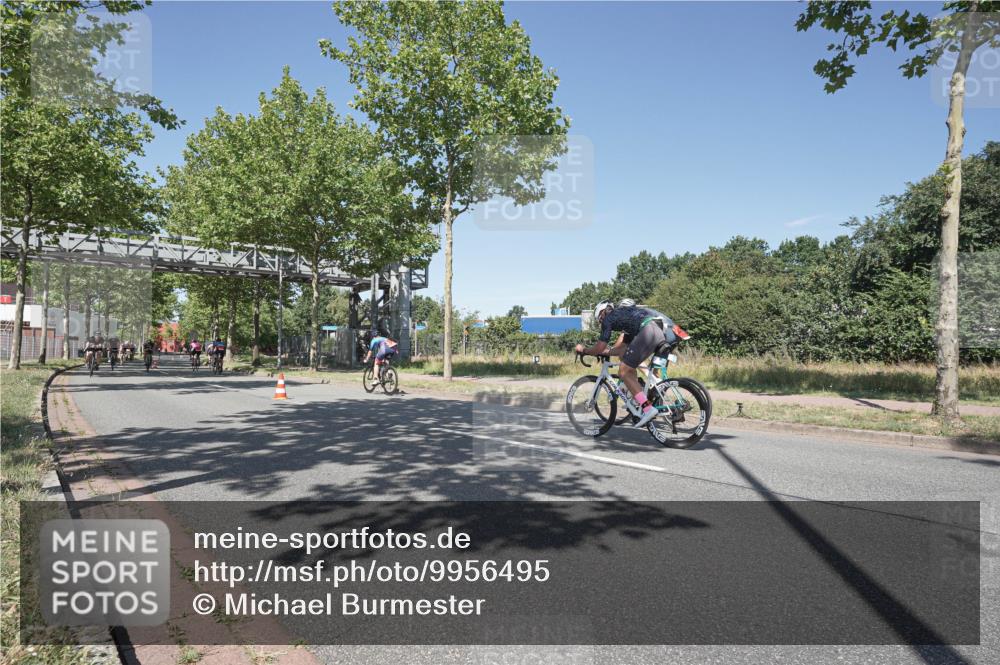 09.08.2026 - GEWOBA Citytriathlon Bremen Michael Burmester http://msf.ph/oto/9956495 09.08.2026 12:44:29 Radfahren 587, 629, 654, 658, 669, 714, 771, 779, 849, 854, 1014, 1106, 1122, 1152 meine-sportfotos.de