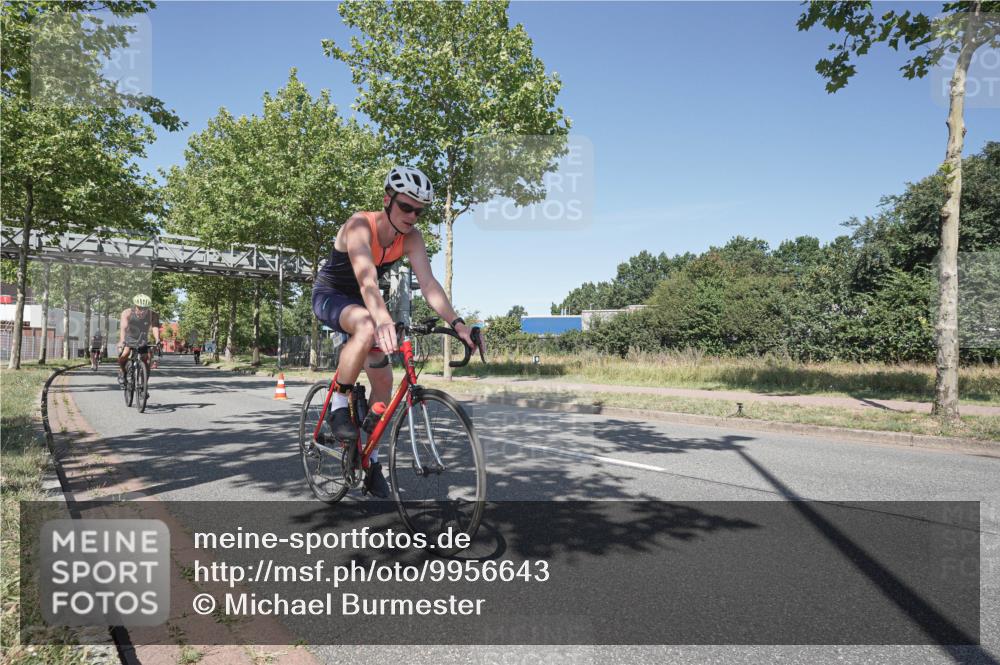 09.08.2026 - GEWOBA Citytriathlon Bremen Michael Burmester http://msf.ph/oto/9956643 09.08.2026 12:48:23 Radfahren 547, 605, 613, 677, 822, 955 meine-sportfotos.de