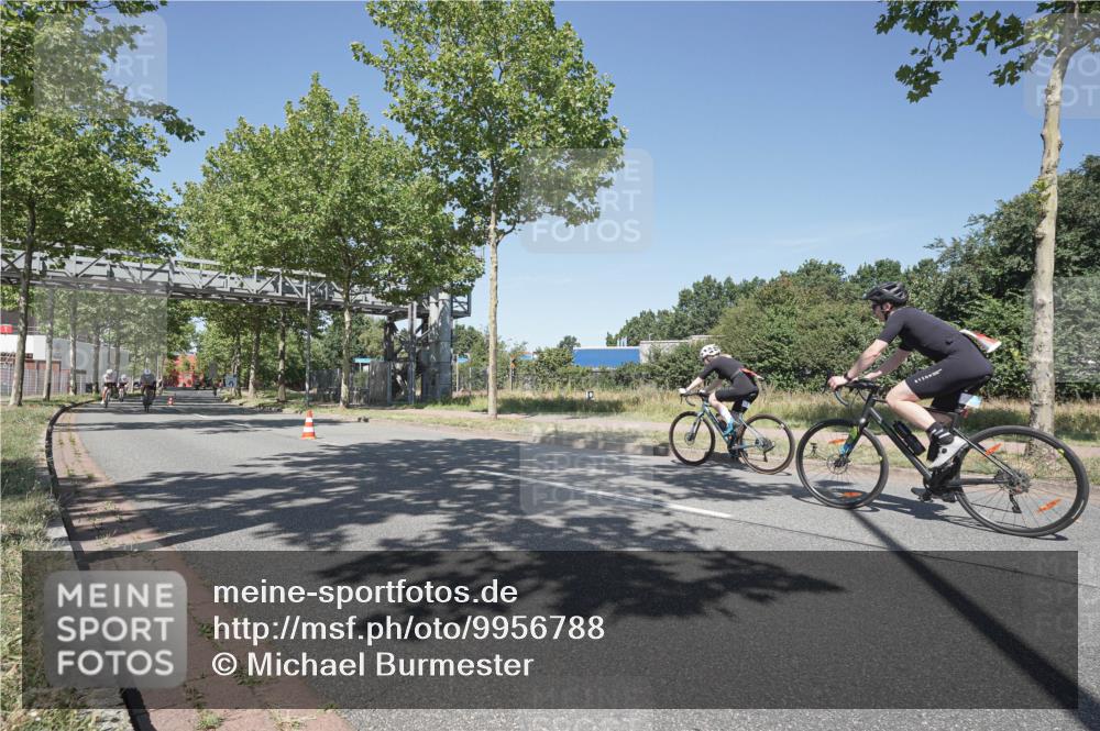 09.08.2026 - GEWOBA Citytriathlon Bremen Michael Burmester http://msf.ph/oto/9956788 09.08.2026 12:52:12 Radfahren 679, 682, 717, 750, 820, 826, 979, 990, 1130 meine-sportfotos.de