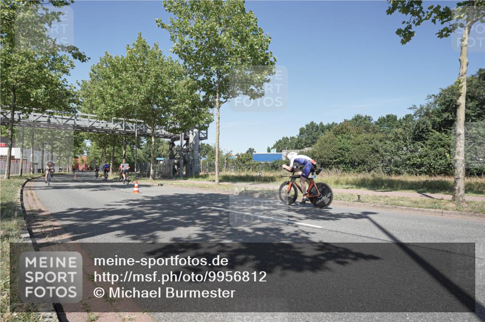 09.08.2026 - GEWOBA Citytriathlon Bremen Michael Burmester http://msf.ph/oto/9956812 09.08.2026 12:52:49 Radfahren 598, 611, 655, 726, 739, 807, 1009 meine-sportfotos.de