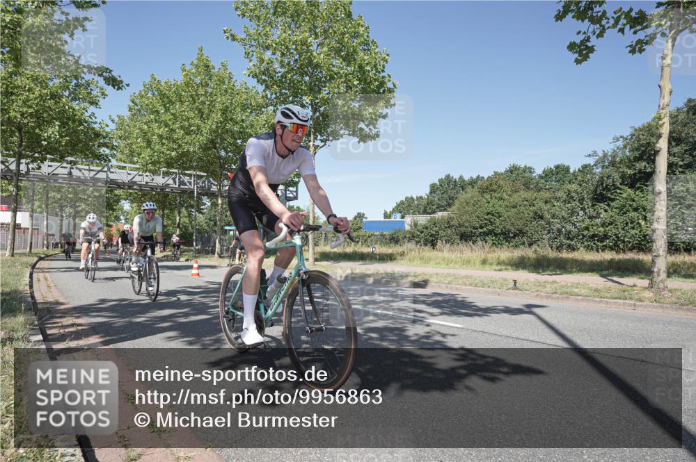 09.08.2026 - GEWOBA Citytriathlon Bremen Michael Burmester http://msf.ph/oto/9956863 09.08.2026 12:54:05 Radfahren 552, 566, 572, 678, 728, 758, 788, 790, 792, 804, 846, 939, 981, 1101, 1119, 1124, 1138 meine-sportfotos.de