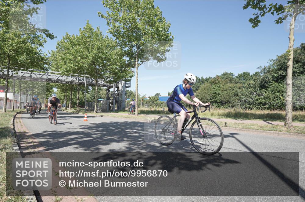 09.08.2026 - GEWOBA Citytriathlon Bremen Michael Burmester http://msf.ph/oto/9956870 09.08.2026 12:54:10 Radfahren 552, 566, 572, 577, 728, 758, 788, 790, 792, 804, 846, 861, 895, 939, 981, 1006, 1101, 1119, 1124, 1138 meine-sportfotos.de