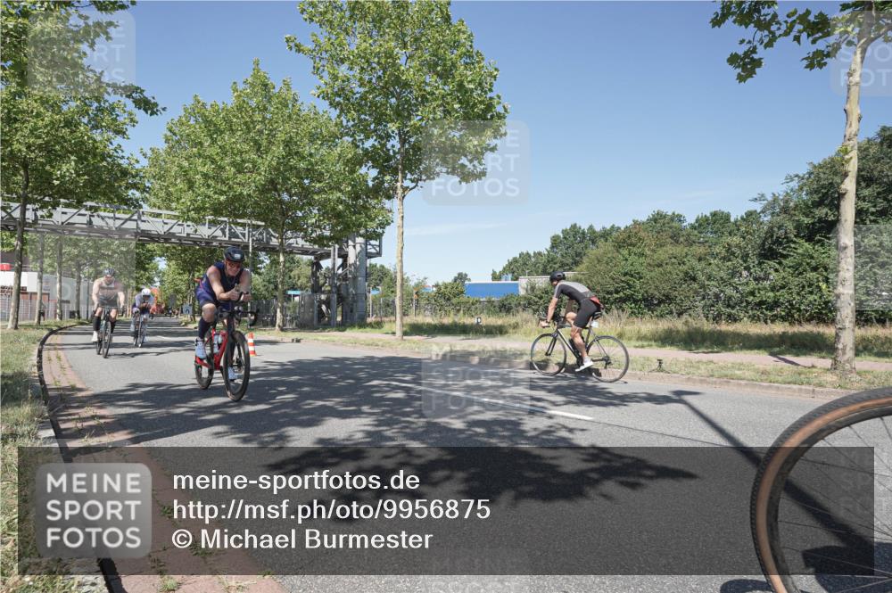 09.08.2026 - GEWOBA Citytriathlon Bremen Michael Burmester http://msf.ph/oto/9956875 09.08.2026 12:54:14 Radfahren 552, 566, 577, 728, 781, 788, 790, 792, 804, 846, 861, 895, 939, 981, 1006, 1101, 1119, 1124, 1138 meine-sportfotos.de