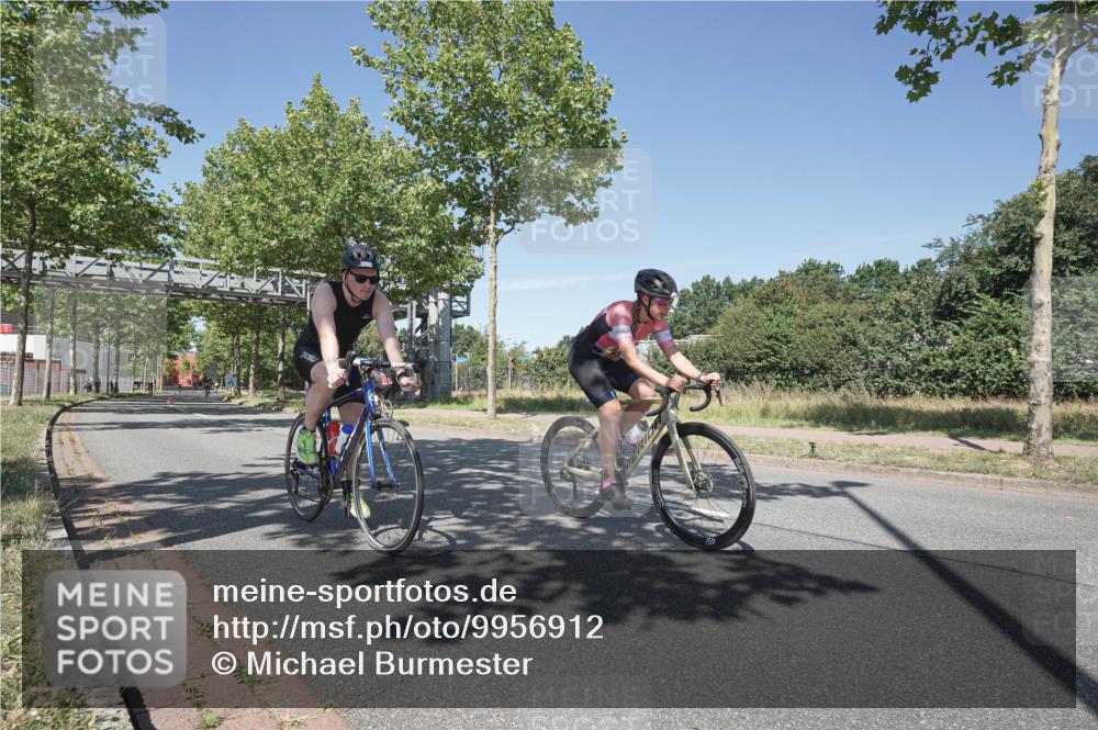 09.08.2026 - GEWOBA Citytriathlon Bremen Michael Burmester http://msf.ph/oto/9956912 09.08.2026 12:55:10 Radfahren 565, 568, 743, 745, 789, 839, 911, 970 meine-sportfotos.de