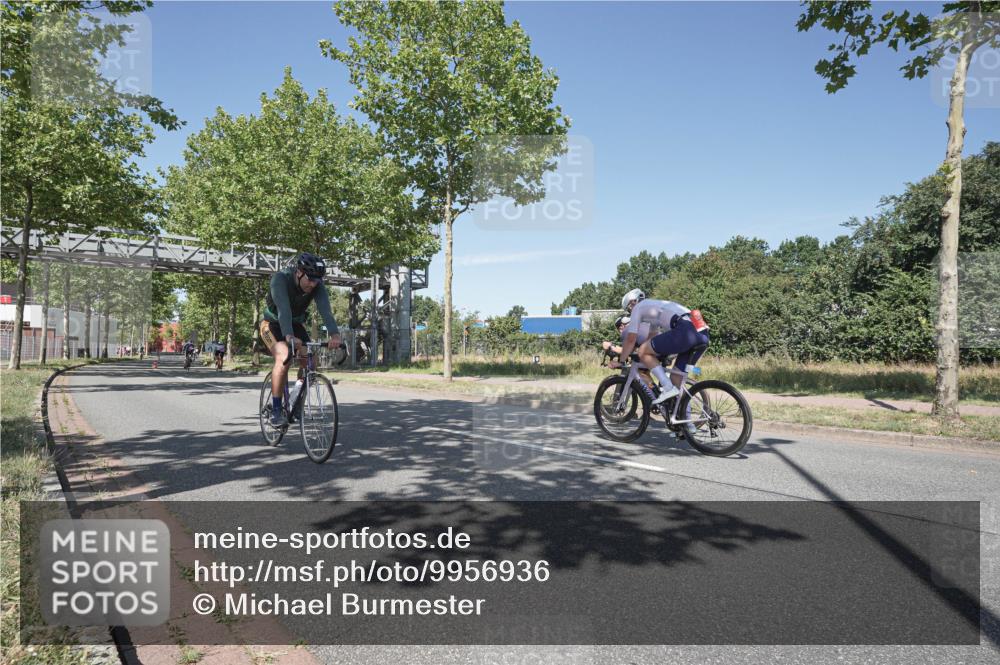 09.08.2026 - GEWOBA Citytriathlon Bremen Michael Burmester http://msf.ph/oto/9956936 09.08.2026 12:55:40 Radfahren 653, 675, 694, 872, 918, 938, 948, 960, 1111, 1131, 1146, 1147 meine-sportfotos.de