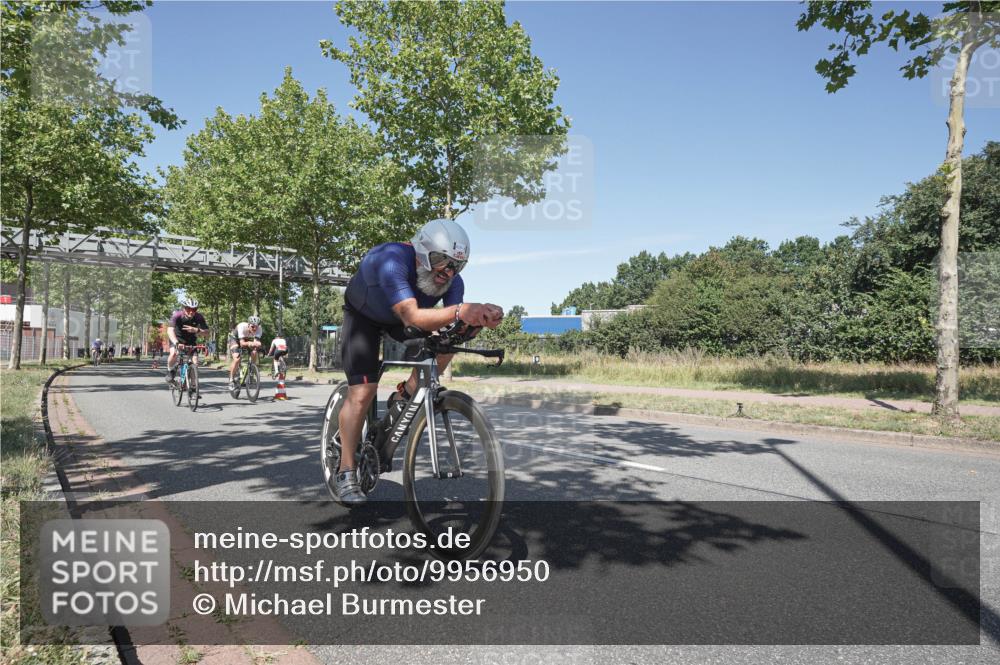09.08.2026 - GEWOBA Citytriathlon Bremen Michael Burmester http://msf.ph/oto/9956950 09.08.2026 12:56:06 Radfahren 564, 612, 667, 763, 780, 810, 819, 897, 1005, 1126, 1156 meine-sportfotos.de