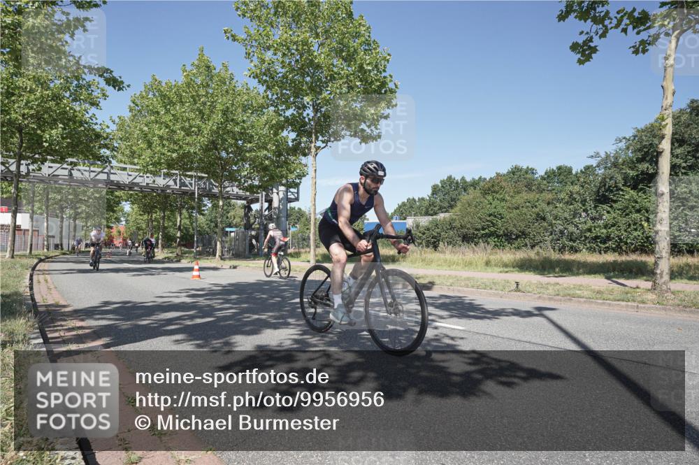 09.08.2026 - GEWOBA Citytriathlon Bremen Michael Burmester http://msf.ph/oto/9956956 09.08.2026 12:56:13 Radfahren 564, 664, 667, 673, 763, 780, 810, 819, 897, 912, 1005, 1126 meine-sportfotos.de