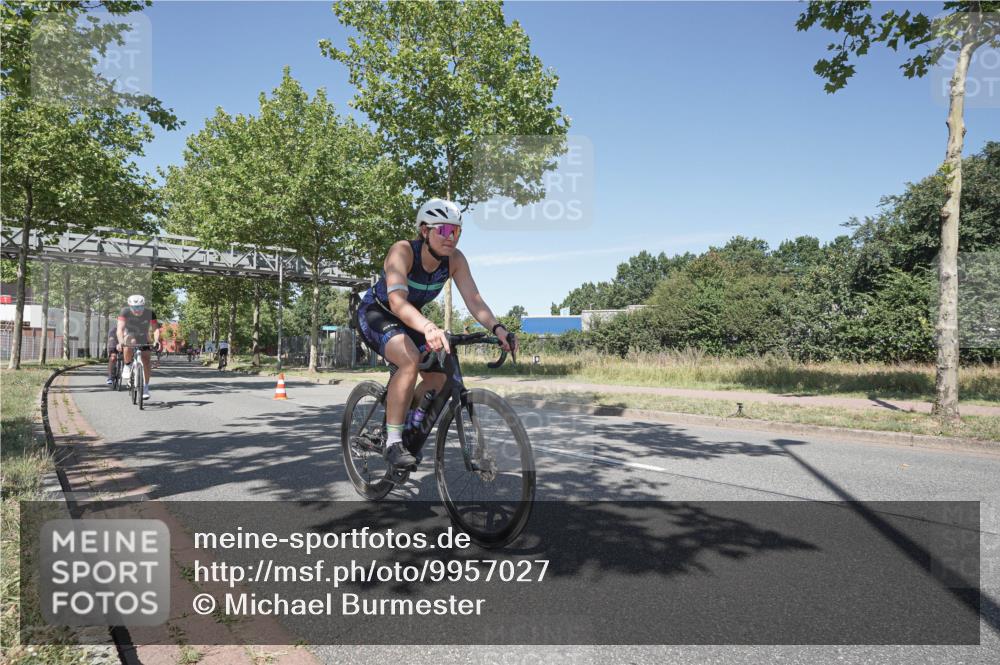 09.08.2026 - GEWOBA Citytriathlon Bremen Michael Burmester http://msf.ph/oto/9957027 09.08.2026 12:57:52 Radfahren 548, 627, 707, 711, 718, 809, 888, 919, 954, 998, 1136, 1153 meine-sportfotos.de