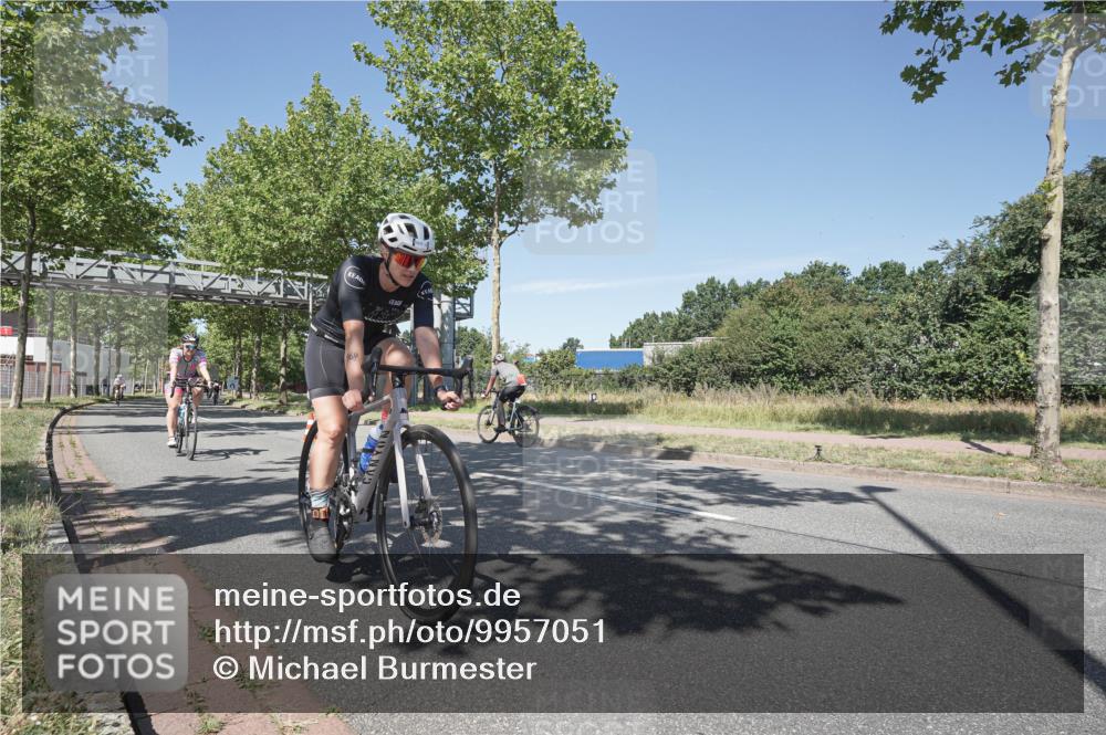 09.08.2026 - GEWOBA Citytriathlon Bremen Michael Burmester http://msf.ph/oto/9957051 09.08.2026 12:58:34 Radfahren 796, 876, 953, 968, 1132 meine-sportfotos.de