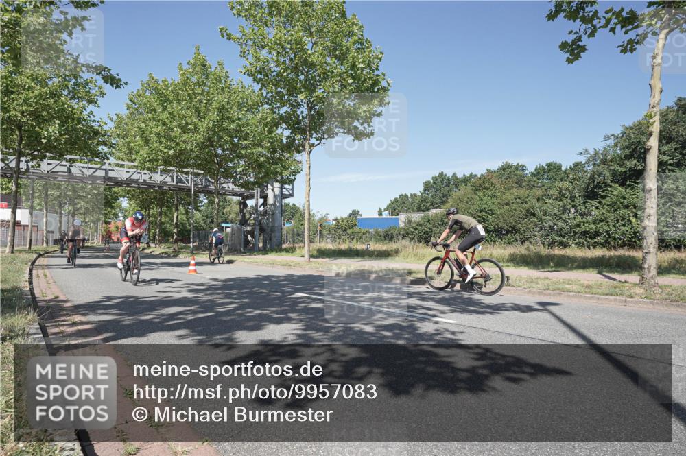 09.08.2026 - GEWOBA Citytriathlon Bremen Michael Burmester http://msf.ph/oto/9957083 09.08.2026 12:59:46 Radfahren 658, 712, 800, 817, 923, 942, 951, 956 meine-sportfotos.de