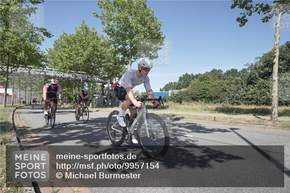 09.08.2026 - GEWOBA Citytriathlon Bremen Michael Burmester http://msf.ph/oto/9957154 09.08.2026 13:01:22 Radfahren 551, 556, 643, 666, 714, 782, 797, 801, 854, 878, 1140 meine-sportfotos.de
