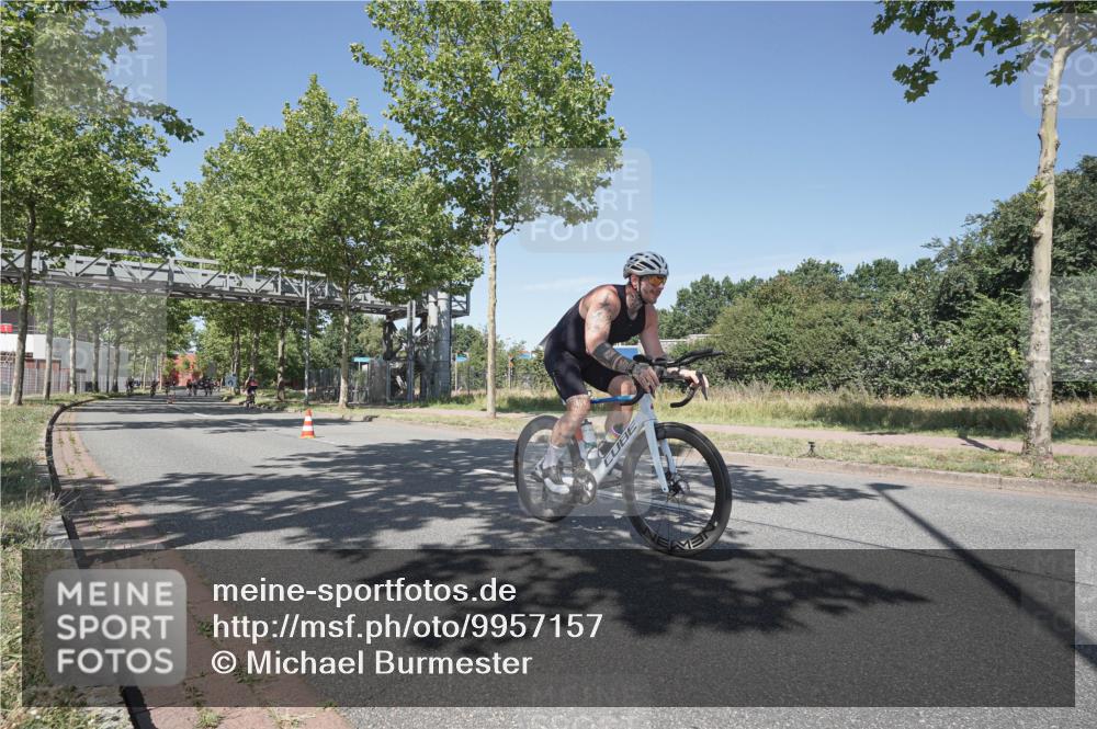 09.08.2026 - GEWOBA Citytriathlon Bremen Michael Burmester http://msf.ph/oto/9957157 09.08.2026 13:01:25 Radfahren 551, 556, 666, 714, 797, 801, 854, 859, 862, 878, 1140 meine-sportfotos.de