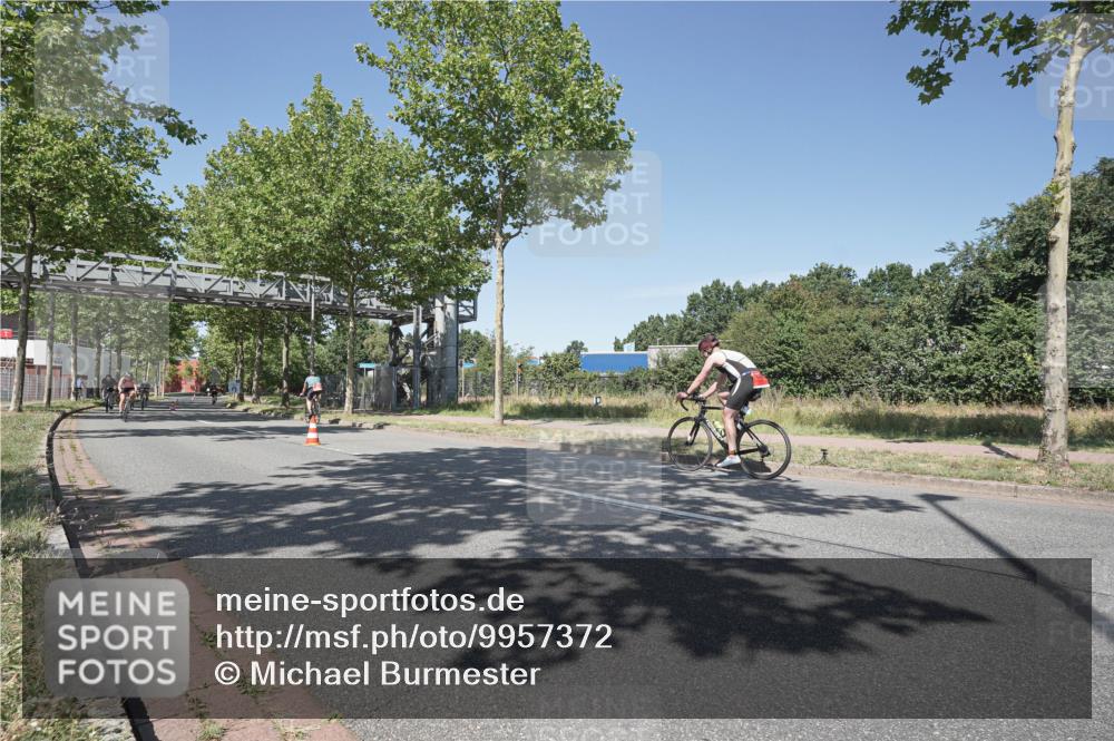09.08.2026 - GEWOBA Citytriathlon Bremen Michael Burmester http://msf.ph/oto/9957372 09.08.2026 13:07:07 Radfahren 592, 680, 719, 784, 1008, 1155 meine-sportfotos.de