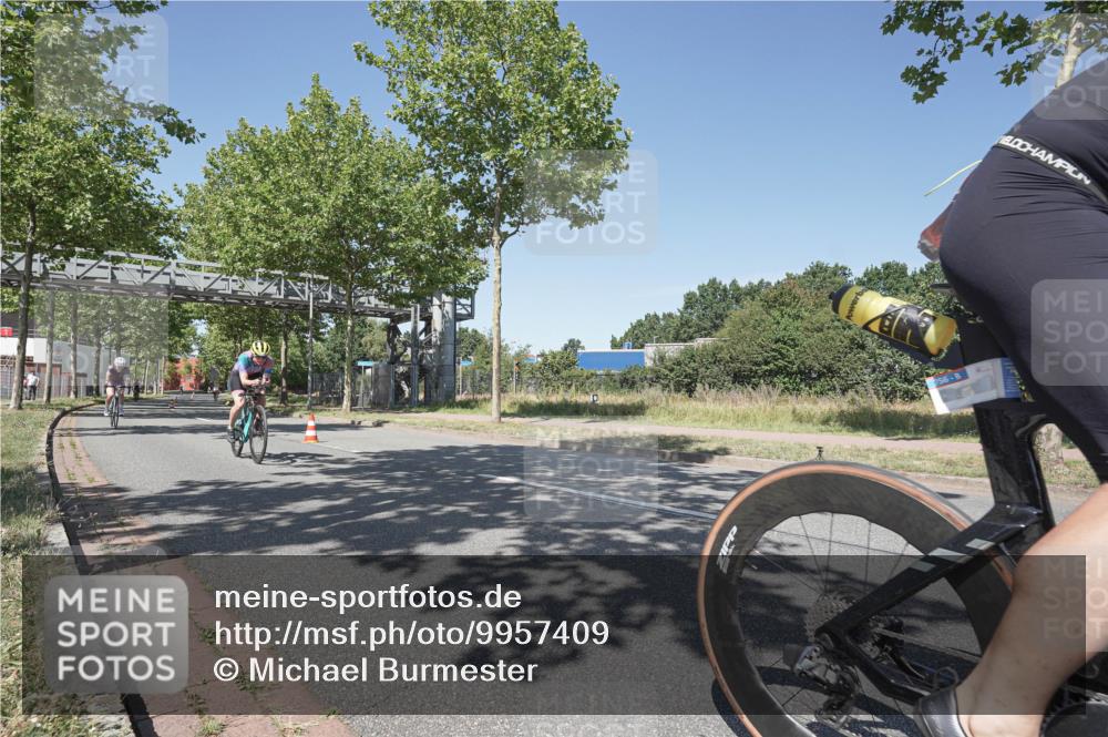 09.08.2026 - GEWOBA Citytriathlon Bremen Michael Burmester http://msf.ph/oto/9957409 09.08.2026 13:08:33 Radfahren 730, 756, 820, 879, 904, 1016, 1137 meine-sportfotos.de