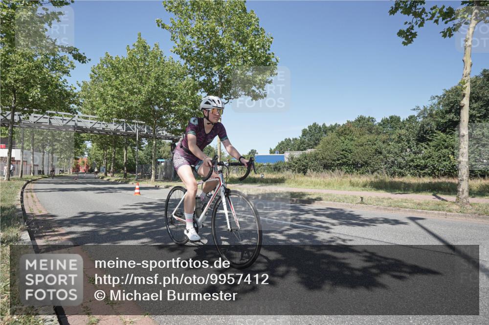09.08.2026 - GEWOBA Citytriathlon Bremen Michael Burmester http://msf.ph/oto/9957412 09.08.2026 13:08:35 Radfahren 756, 820, 852, 879, 904, 1016, 1137 meine-sportfotos.de