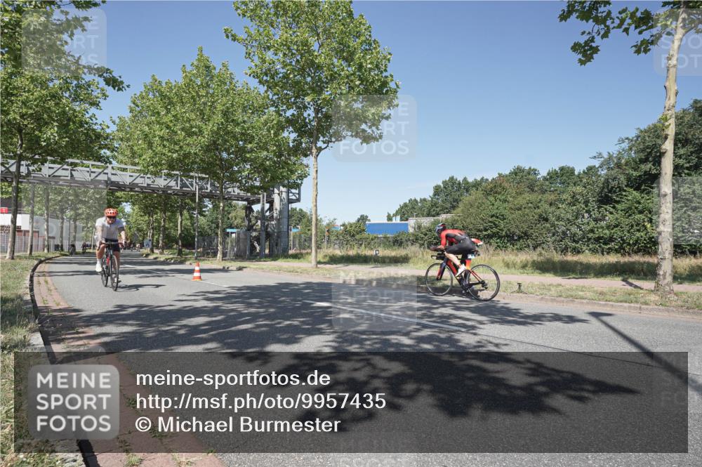 09.08.2026 - GEWOBA Citytriathlon Bremen Michael Burmester http://msf.ph/oto/9957435 09.08.2026 13:09:19 Radfahren 724, 795, 826, 1103, 1114, 1143 meine-sportfotos.de