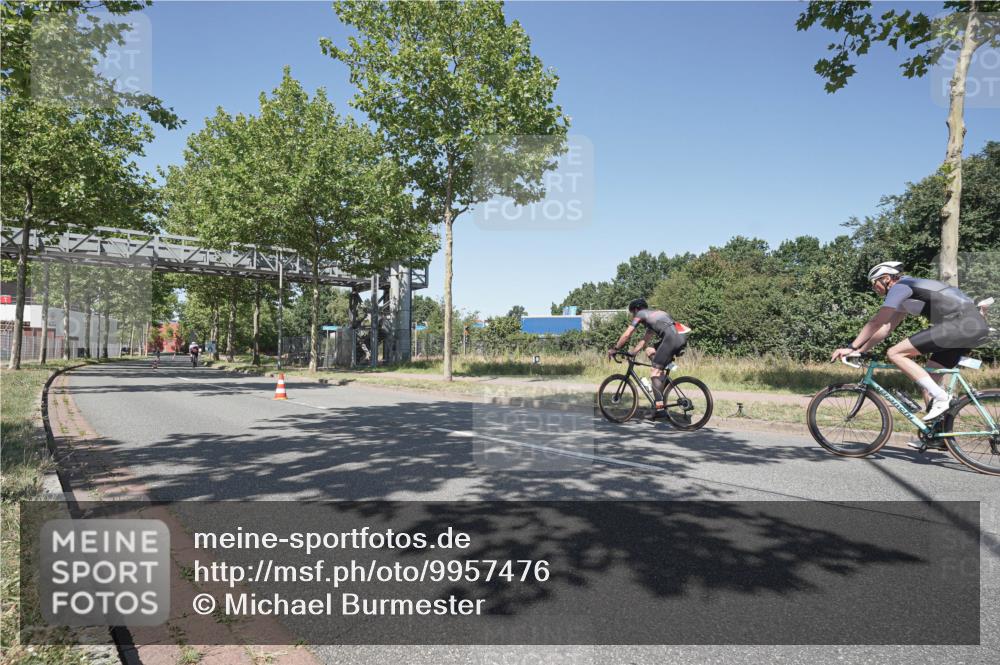 09.08.2026 - GEWOBA Citytriathlon Bremen Michael Burmester http://msf.ph/oto/9957476 09.08.2026 13:10:31 Radfahren 748 meine-sportfotos.de