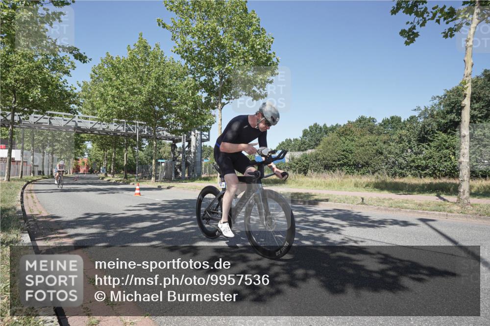 09.08.2026 - GEWOBA Citytriathlon Bremen Michael Burmester http://msf.ph/oto/9957536 09.08.2026 13:11:55 Radfahren 609, 726, 783, 848, 855, 867, 990, 1119 meine-sportfotos.de
