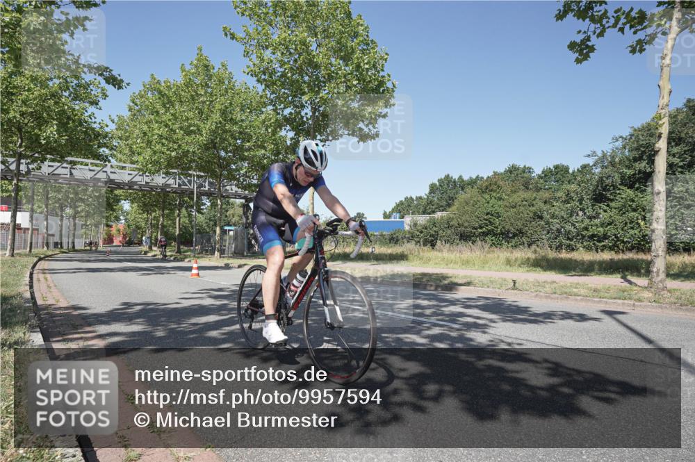 09.08.2026 - GEWOBA Citytriathlon Bremen Michael Burmester http://msf.ph/oto/9957594 09.08.2026 13:13:48 Radfahren 568, 759, 763, 840, 897, 938, 970, 1156 meine-sportfotos.de