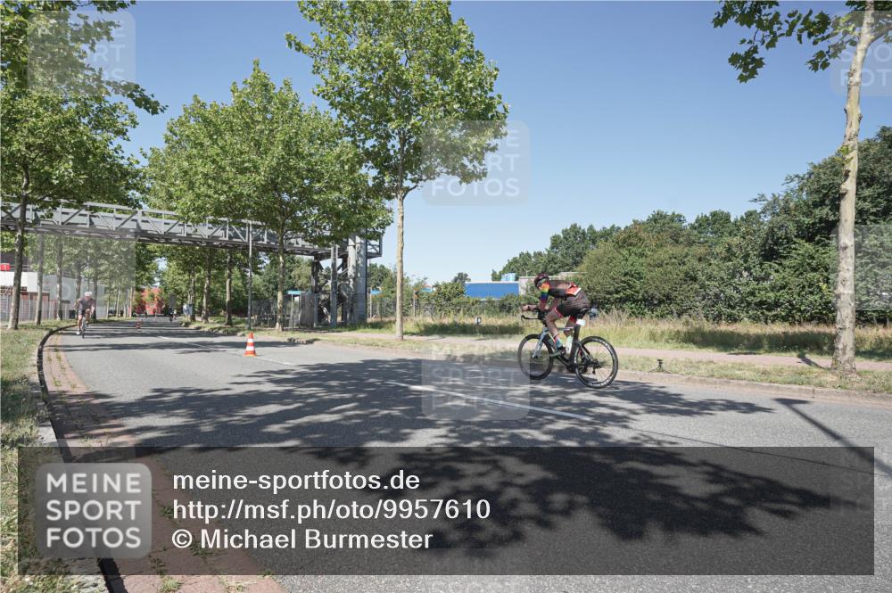 09.08.2026 - GEWOBA Citytriathlon Bremen Michael Burmester http://msf.ph/oto/9957610 09.08.2026 13:14:35 Radfahren 872 meine-sportfotos.de