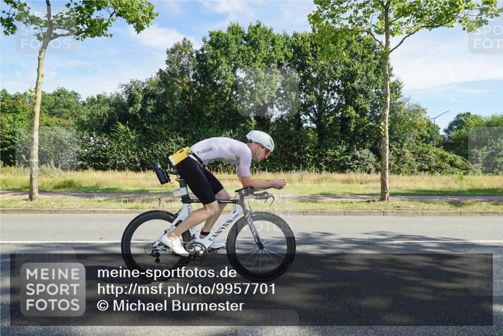 09.08.2026 - GEWOBA Citytriathlon Bremen Michael Burmester http://msf.ph/oto/9957701 09.08.2026 10:23:21 Radfahren 284, 308, 351 meine-sportfotos.de