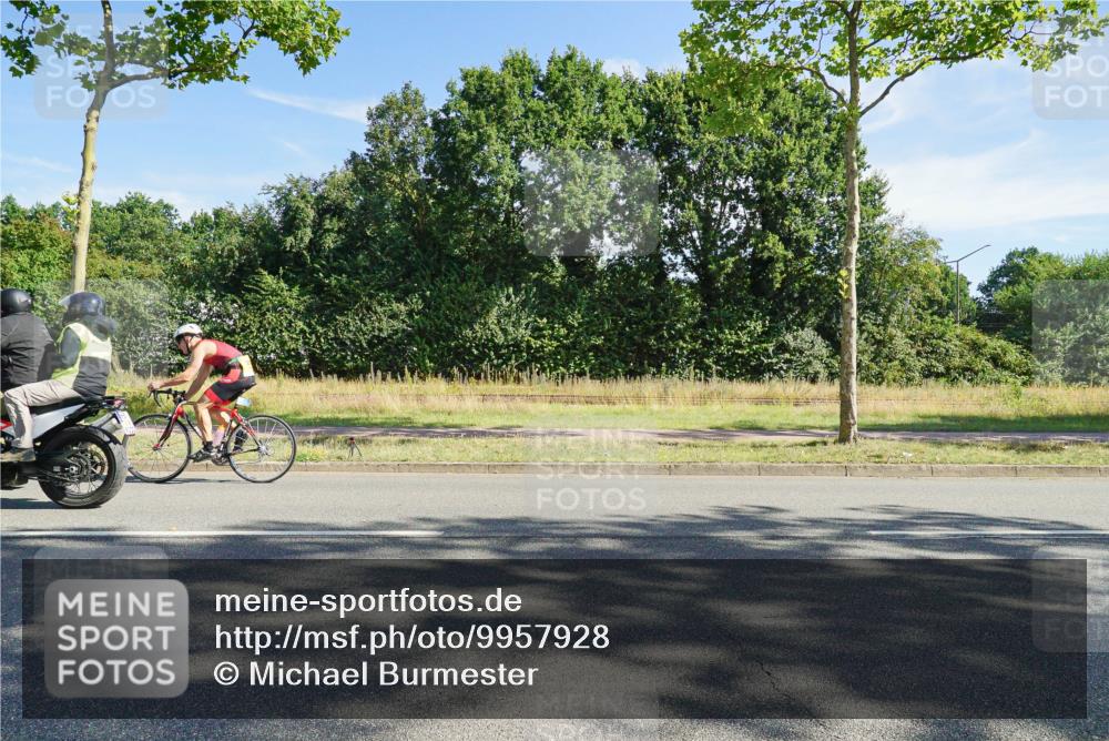 09.08.2026 - GEWOBA Citytriathlon Bremen Michael Burmester http://msf.ph/oto/9957928 09.08.2026 10:32:07 Radfahren 456, 481, 482, 500 meine-sportfotos.de