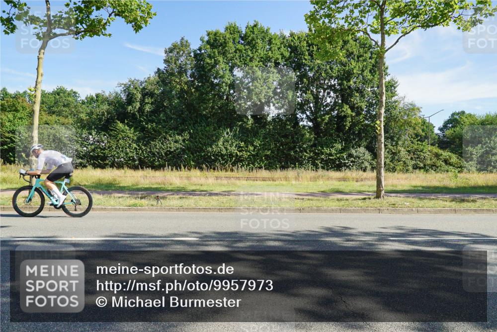 09.08.2026 - GEWOBA Citytriathlon Bremen Michael Burmester http://msf.ph/oto/9957973 09.08.2026 10:33:03 Radfahren 1, 63, 83, 103, 173, 353, 370, 413, 419, 453, 457, 486, 493, 503, 508, 526 meine-sportfotos.de