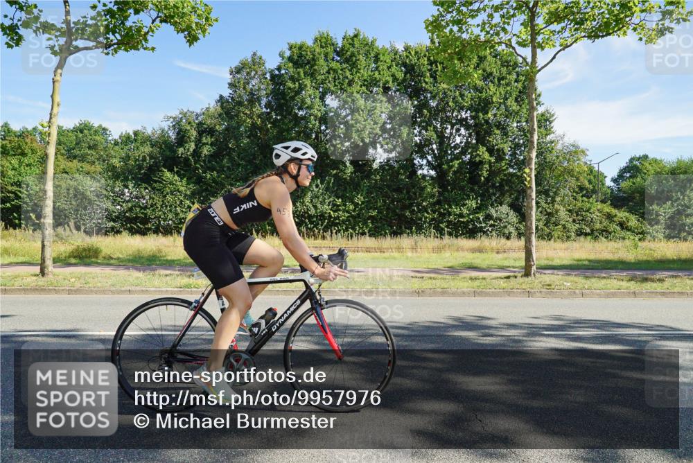 09.08.2026 - GEWOBA Citytriathlon Bremen Michael Burmester http://msf.ph/oto/9957976 09.08.2026 10:33:07 Radfahren 1, 63, 83, 103, 173, 302, 353, 413, 419, 453, 457, 483, 486, 493, 503, 526 meine-sportfotos.de