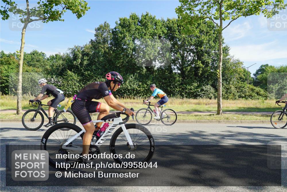 09.08.2026 - GEWOBA Citytriathlon Bremen Michael Burmester http://msf.ph/oto/9958044 09.08.2026 10:35:00 Radfahren 95, 137, 207, 209, 399, 439, 461, 501, 513, 514 meine-sportfotos.de