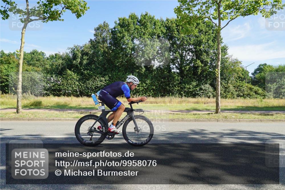09.08.2026 - GEWOBA Citytriathlon Bremen Michael Burmester http://msf.ph/oto/9958076 09.08.2026 10:35:31 Radfahren 3, 15, 27, 43, 57, 87, 141, 175, 189, 243, 361, 440, 504 meine-sportfotos.de