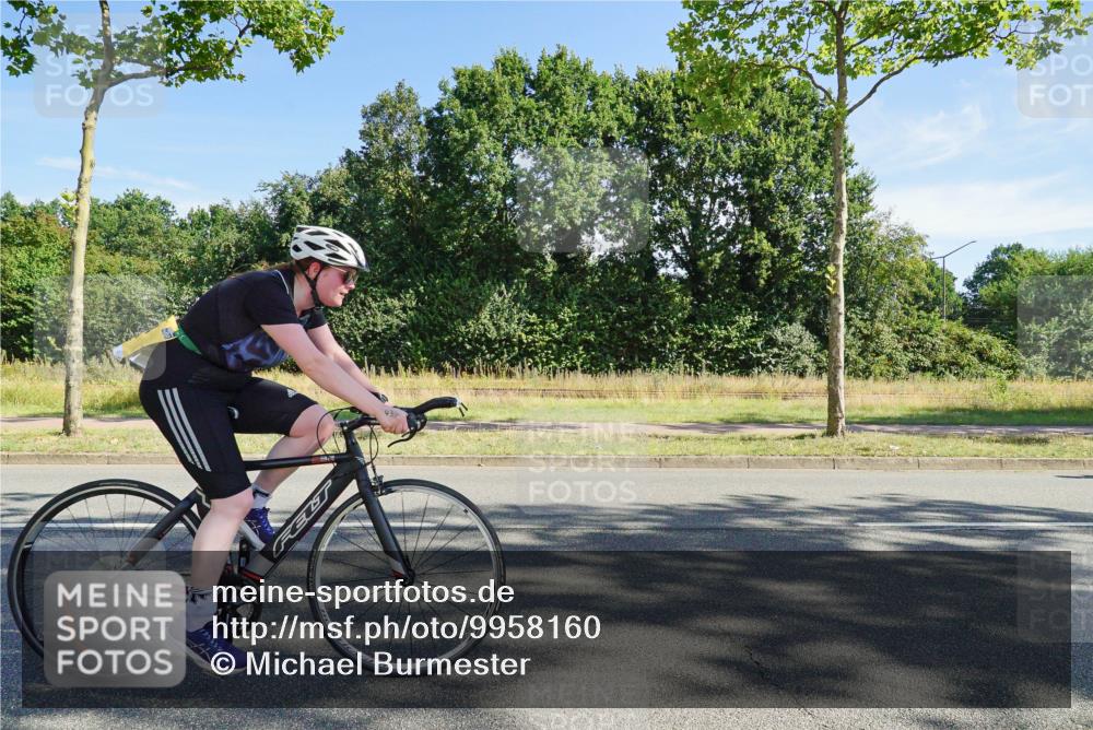 09.08.2026 - GEWOBA Citytriathlon Bremen Michael Burmester http://msf.ph/oto/9958160 09.08.2026 10:37:28 Radfahren 53, 61, 185, 287, 434, 459 meine-sportfotos.de