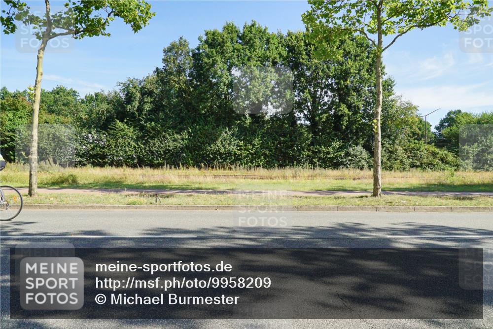 09.08.2026 - GEWOBA Citytriathlon Bremen Michael Burmester http://msf.ph/oto/9958209 09.08.2026 10:39:24 Radfahren 81, 227, 429, 431 meine-sportfotos.de