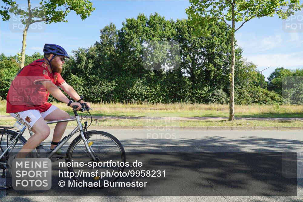 09.08.2026 - GEWOBA Citytriathlon Bremen Michael Burmester http://msf.ph/oto/9958231 09.08.2026 10:40:22 Radfahren 5, 77, 101, 115, 147, 159, 165 meine-sportfotos.de