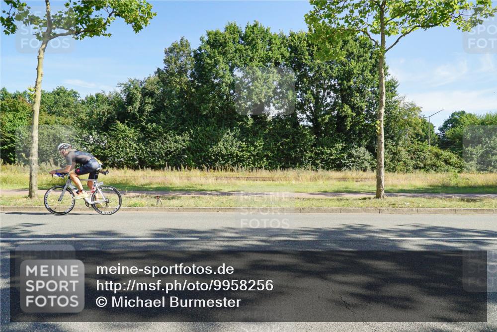 09.08.2026 - GEWOBA Citytriathlon Bremen Michael Burmester http://msf.ph/oto/9958256 09.08.2026 10:41:37 Radfahren 78, 161, 372, 377, 378, 412 meine-sportfotos.de