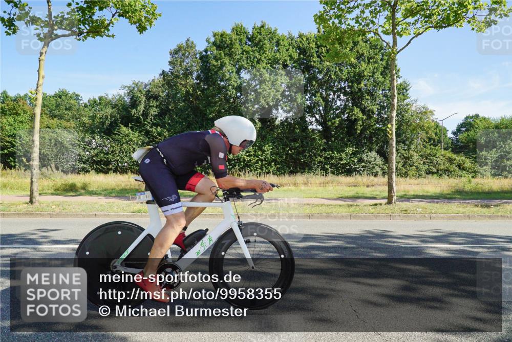 09.08.2026 - GEWOBA Citytriathlon Bremen Michael Burmester http://msf.ph/oto/9958355 09.08.2026 10:46:04 Radfahren 339, 407, 408, 478 meine-sportfotos.de