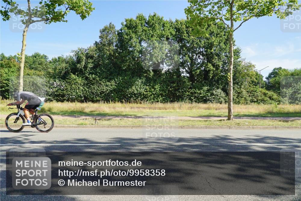 09.08.2026 - GEWOBA Citytriathlon Bremen Michael Burmester http://msf.ph/oto/9958358 09.08.2026 10:46:12 Radfahren 325, 332, 339, 366, 379, 407, 408 meine-sportfotos.de